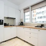 411 Διαμέρισμα