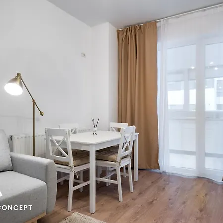 Apartment 411