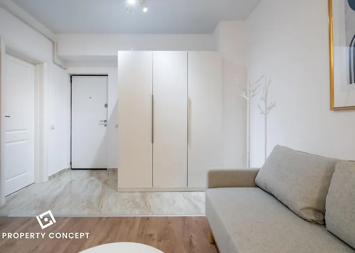 411 Apartment *